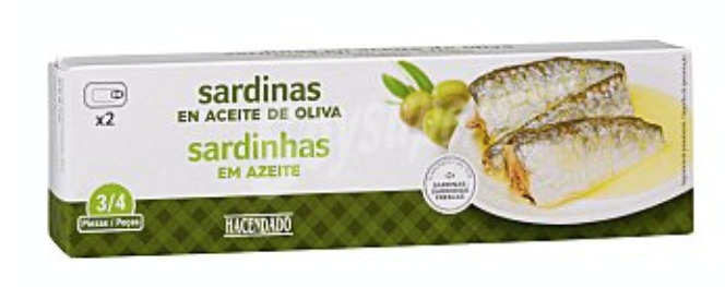 Grelos con sardinas en lata y gazpacho andaluz.